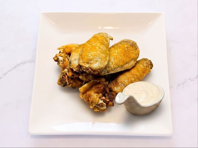 Fried Chicken Wings.